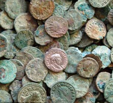 Late Antique-treasure looted by an amateur archaeologist